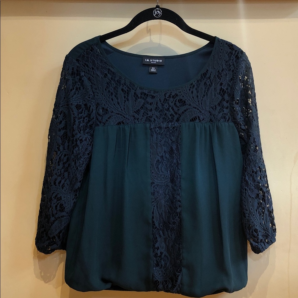 I.N. STUDIO Petite Lace 3/4 Sleeve Emerald Green Elastic Hem Top/Blouse- PS